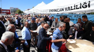 38’nci Ahilik Haftası münasebetiyle Erzincan Dörtyol Cumhuriyet Meydanı'nda etkinlik düzenlendi.