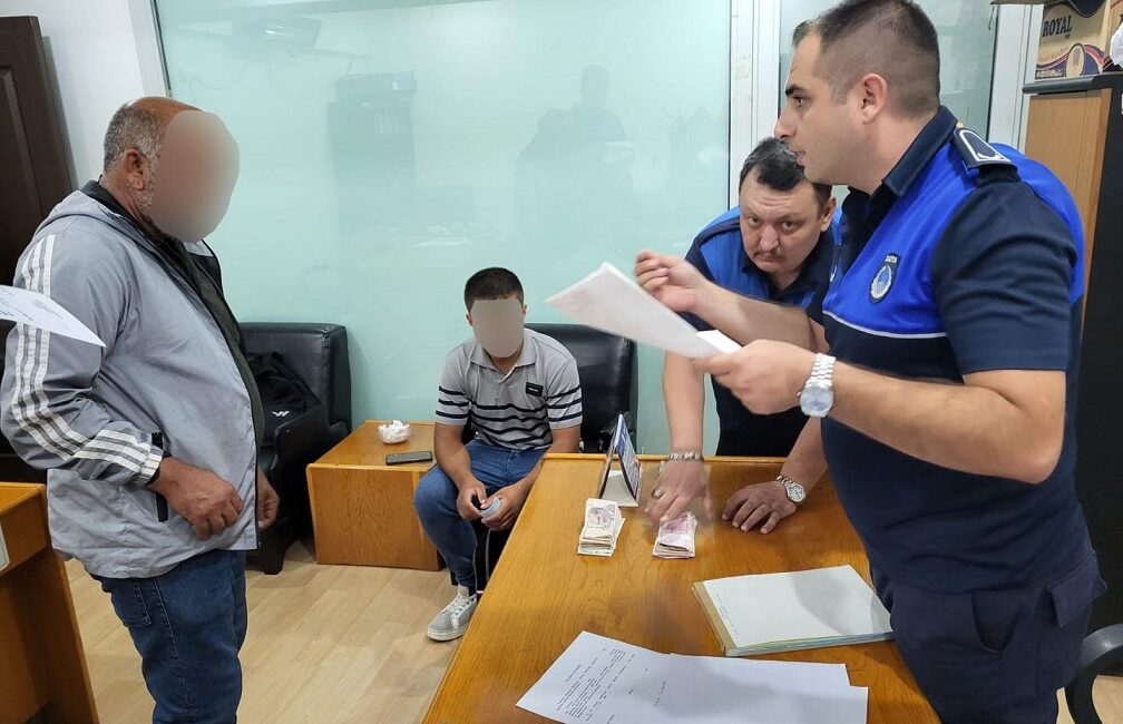 Erzincan Belediyesi zabıta ekipleri, dilencilik faaliyetlerine yönelik denetimlerinde farklı illerden