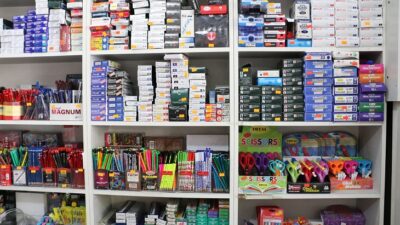 Erzincan’da 20 yıldır Kitap ve Kırtasiye işletmeciliği yapan esnaf, yeni