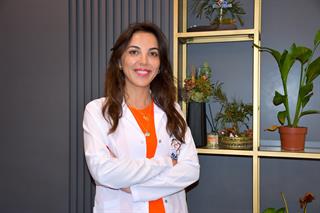 Günümüzde kadınlar doğum sonrası yaşadıkları fiziksel değişimlere estetik cerrahiyle çözüm