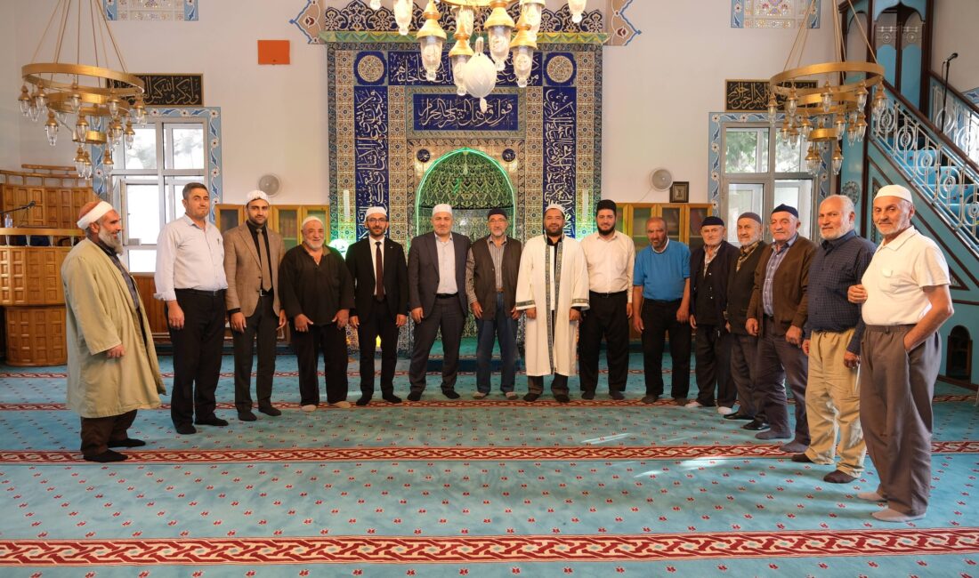 İlçe ve Köy ziyaretleri kapsamında Erzincan İl Müftüsü İsmail Fakirullahoğlu,