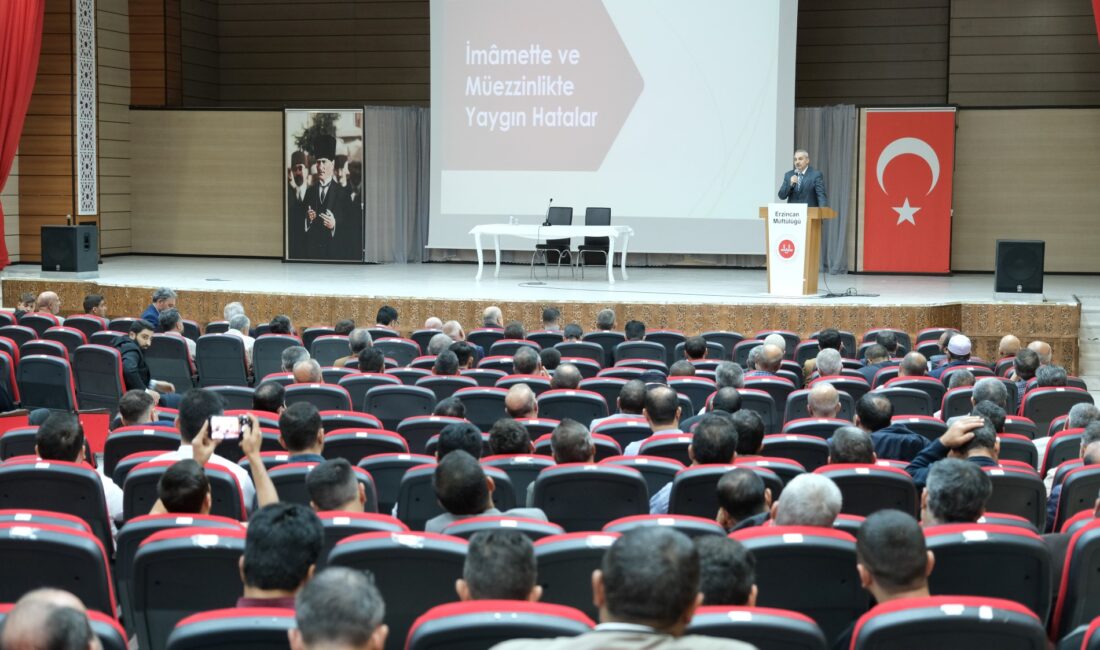 Mushafları İnceleme Kıraat Kurulu Üyesi Fatih Okumuş Erzincan il Müftülüğü