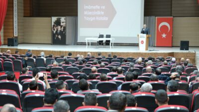 Mushafları İnceleme Kıraat Kurulu Üyesi Fatih Okumuş Erzincan il Müftülüğü