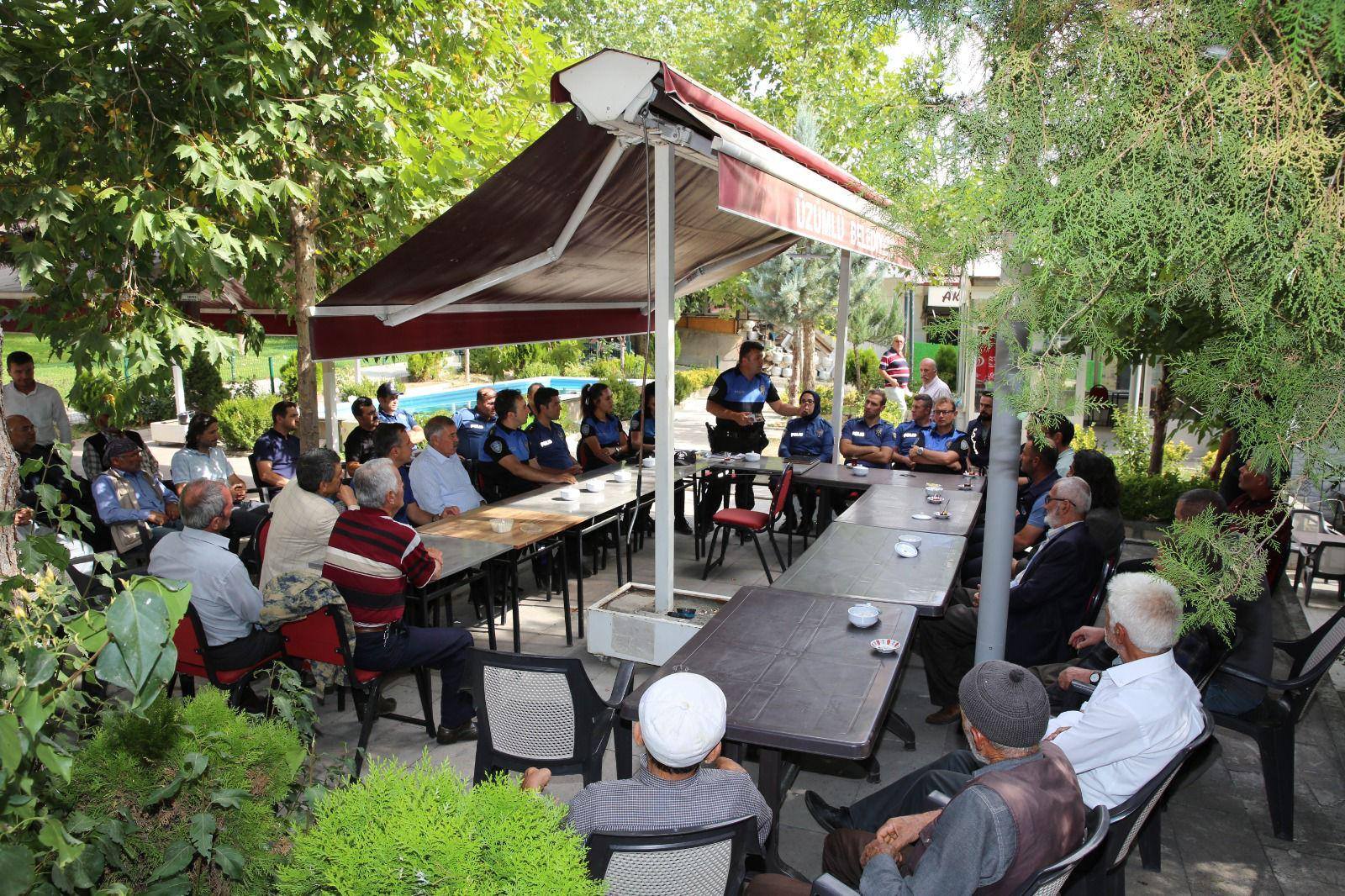 Erzincan Üzümlü ilçesinde il Emniyet Müdürlüğü Toplum Destekli Polislik Şube