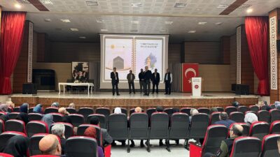 Umre vazifesini yerine getirmek üzere Erzincan’dan kutsal topraklara gedecek vatandaşlara