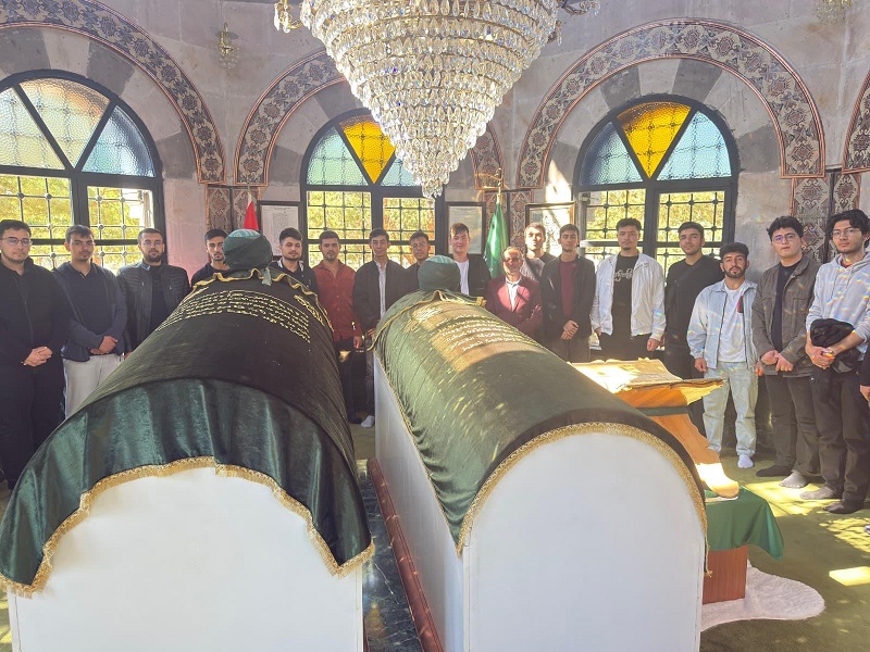 KYK Pir Muhammed Bahaeddin Erkek Öğrenci Yurdu'ndaki manevi danışmanlar tarafından