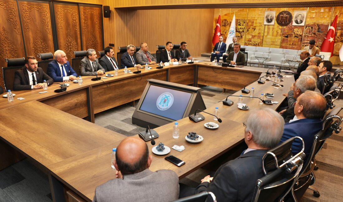 Erzincan Valisi Hamza Aydoğdu başkanlığında, Erzincan’da yapılacak olan projeler ile