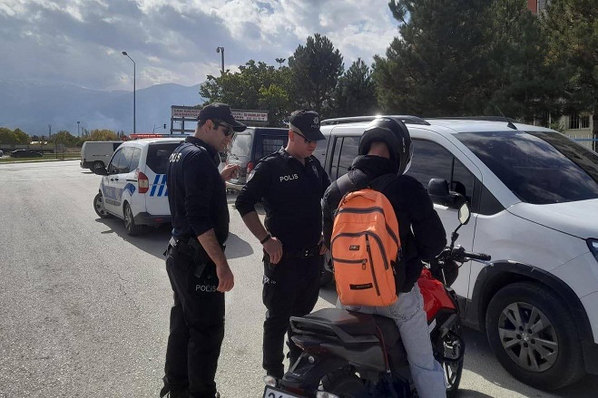 Erzincan İl Emniyet Müdürlüğü Çocuk Şube Müdürlüğü koordinesinde, bağlı ekiplerin