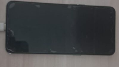 Cep telefonu fiyatlarını doğrudan etkileyecek yeni ÖTV düzenlemesi yürürlüğe girdi.