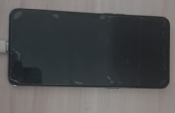 Cep telefonu fiyatlarını doğrudan etkileyecek yeni ÖTV düzenlemesi yürürlüğe girdi.