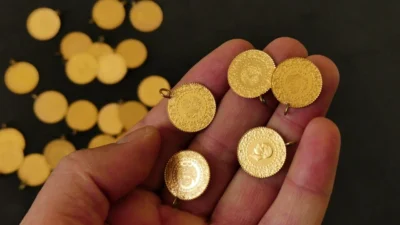 Altının gramı, güne yükselişle başlamasının ardından 5 bin 683 liradan