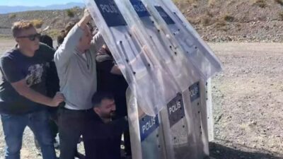 Hizmet içi eğitim kapsamında Erzincan İl Emniyet Müdürlüğü Çevik Kuvvet