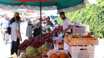 Erzincan’da Pazar esnafı, fiyat konusunda zor durumlara düşüyordu. Ancak yaz