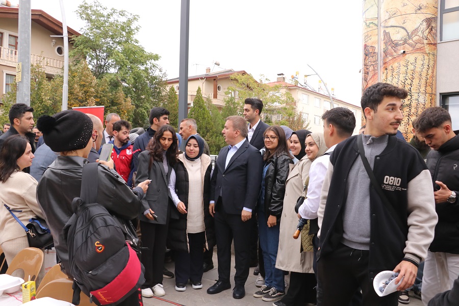Erzincan Valisi Hamza Aydoğdu Sosyal Medya Hesapları üzerinden yaptığı paylaşımda