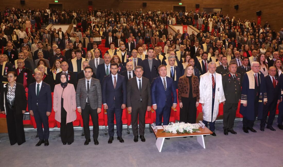 Erzincan Binali Yıldırım Üniversitesinde (EBYÜ), 2025-2026 Akademik Yılı Açılış Töreni