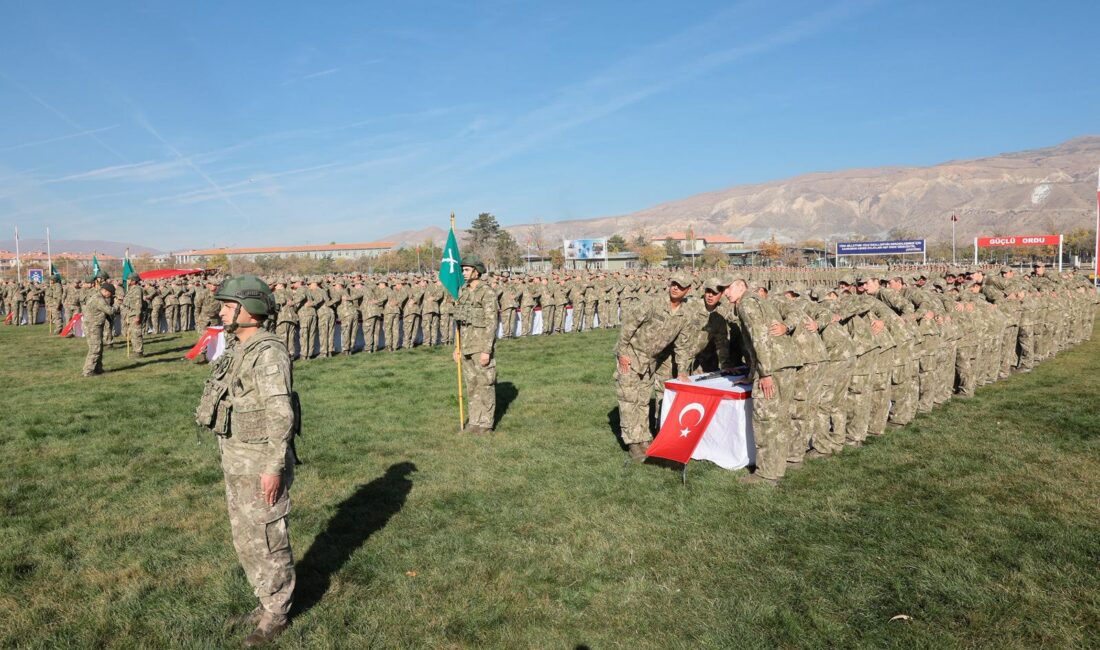 59’uncu Havan ve Topçu Eğitim Tugay Komutanlığı'nda temel askerlik eğitimlerini