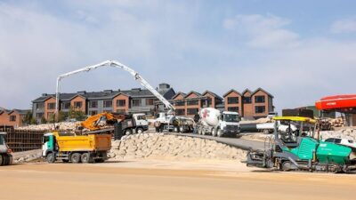 Erzincan Valisi Hamza Aydoğdu, Ergan Dağı Kayak Merkezi’ni ziyaret ederek