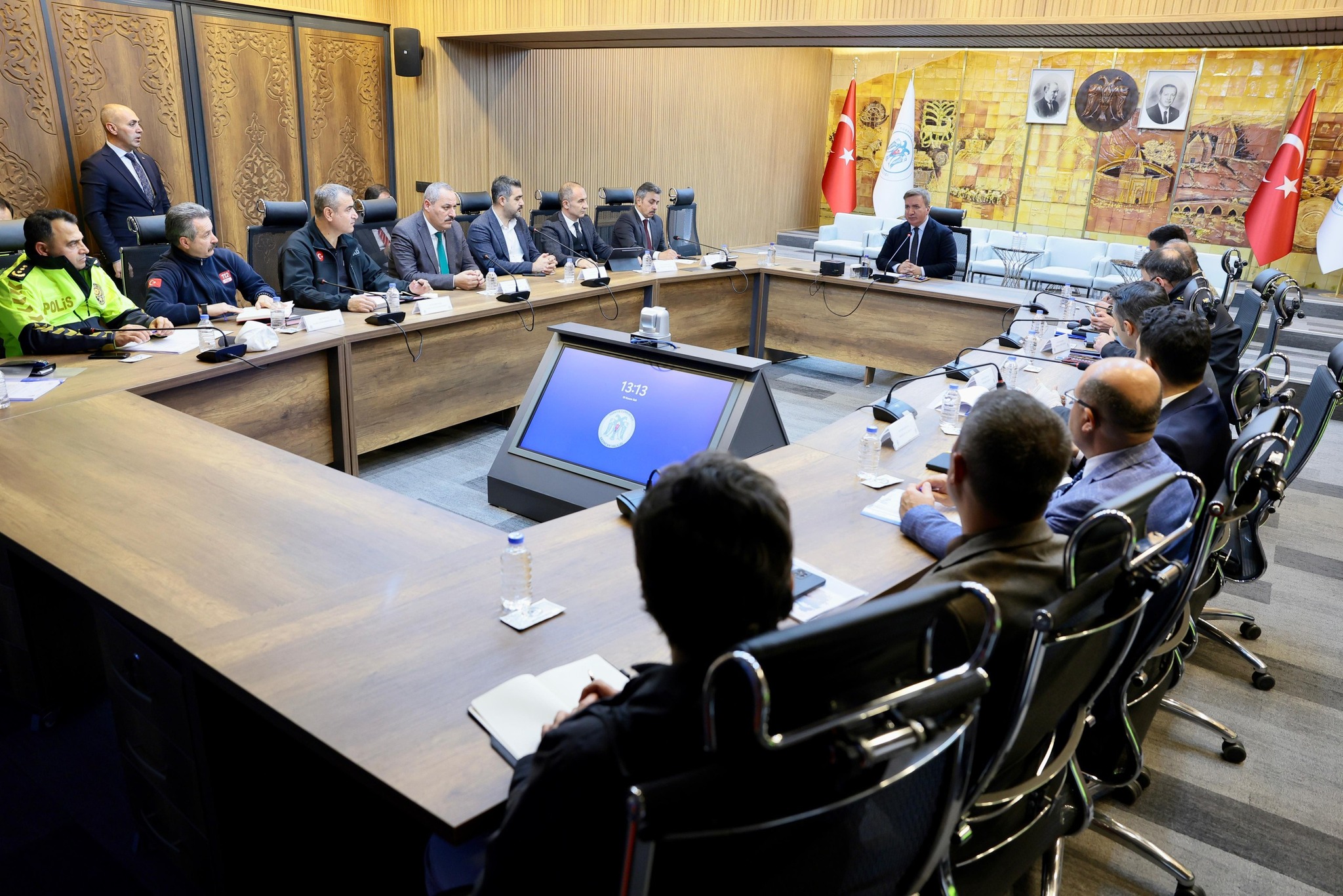 Erzincan Valisi Hamza Aydoğdu başkanlığında, "Kış Mevsimi Trafik Tedbirleri Koordinasyon