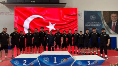 Türkiye Güreş Federasyonu'nun faaliyet programında yer alan 1.Lig Grekoromen Güreş