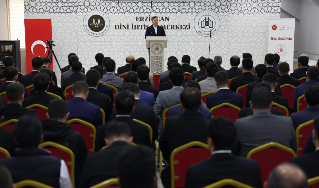 Erzincan Valisi Hamza Aydoğdu, Erzincan İl Müftüsü İsmail Fakirullahoğlu, İl