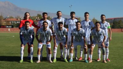 Bölgesel Amatör Lig (BAL)’de 3. Grup’ta mücadele eden Erzincangücüspor 3.