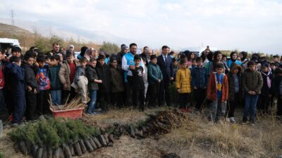 "11 Kasım Milli Ağaçlandırma Günü" münasebetiyle Yurt genelinde gerçekleştirilen fidan