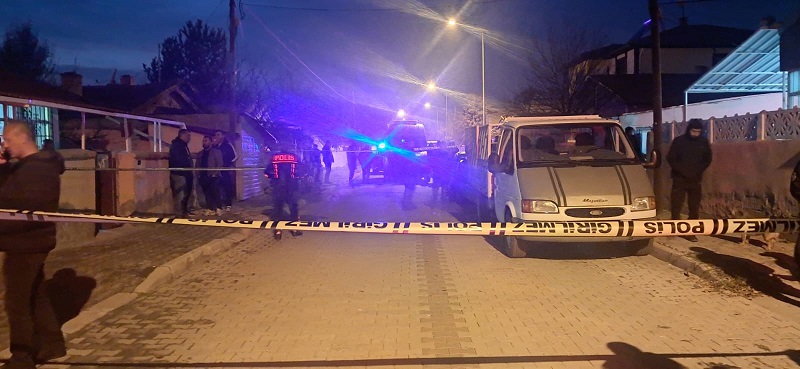 Erzincan Fatih Mahallesi 716. Sokak'ta bulunan tek katlı bir evde