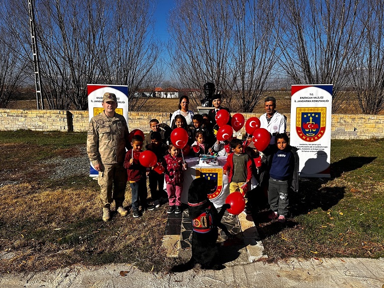 Erzincan İl Jandarma Komutanlığı Aile İçi Şiddetle Mücadele ve Çocuk