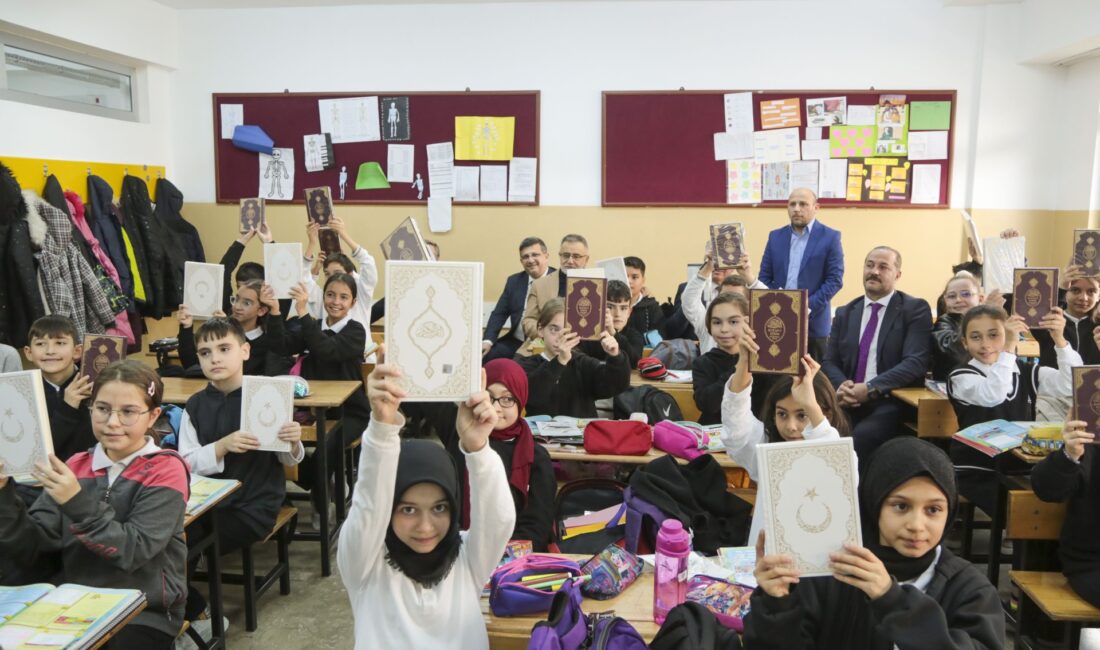 Türkiye Diyanet Vakfı (TDV), Diyanet İşleri Başkanlığı ve Milli Eğitim