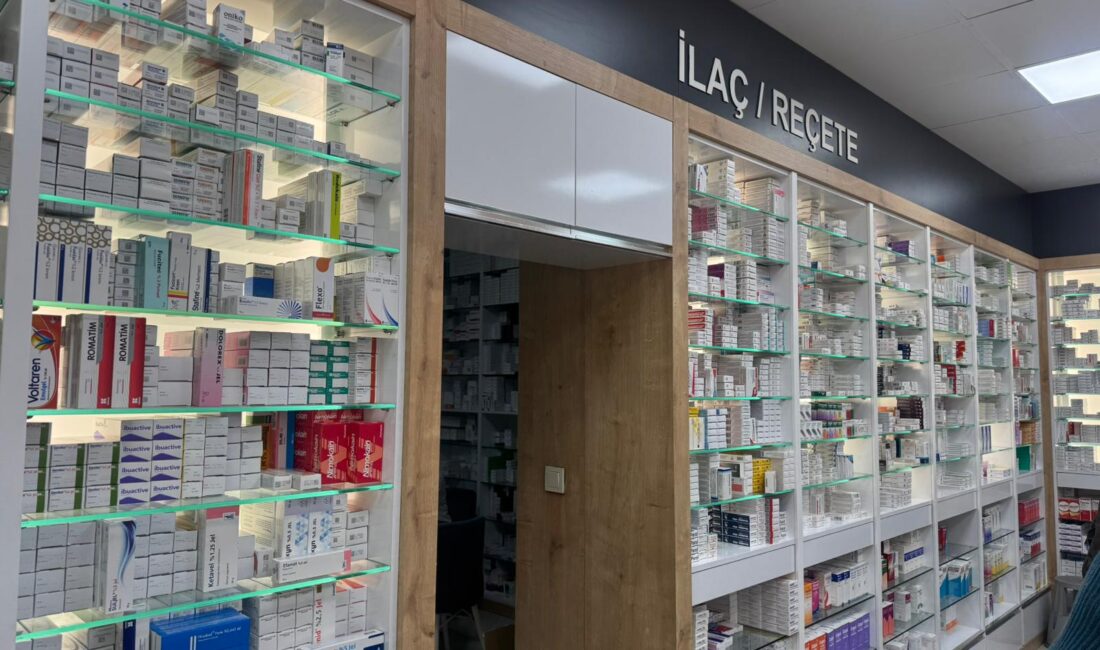 Türk Eczacıları Birliği 56. Bölge Erzincan Eczacı Odası Yönetim Kurulu’ndan