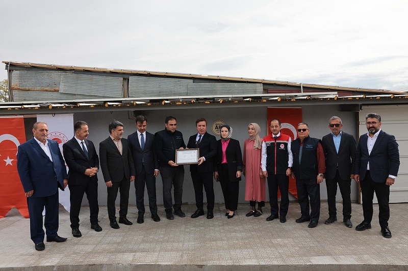 Erzincan’da hayvancılık sektöründe faaliyet gösteren ve işletmesini 'Hastalıktan Ari İşletme'