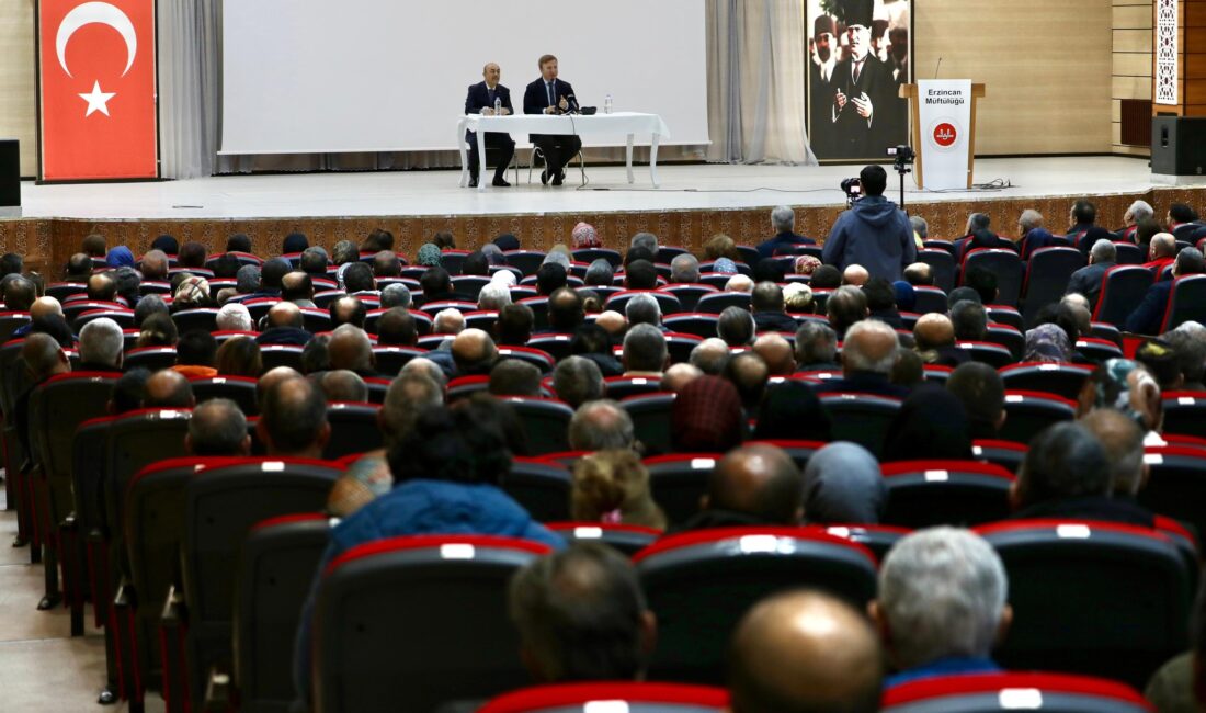 Erzincan Valisi Hamza Aydoğdu, İl Millî Eğitim Müdürü Hacı Ömer