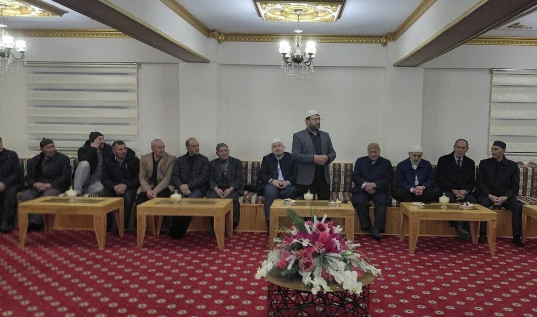 İl Müftülüğü tarafından Erzincan’ın Akyazı Mahallesine gerçekleştirilen ziyaret kapsamında mahalle