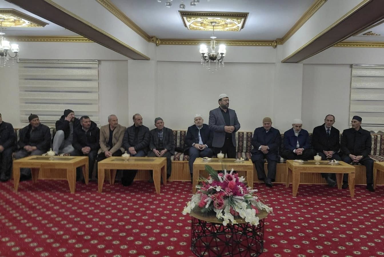 İl Müftülüğü tarafından Erzincan’ın Akyazı Mahallesine gerçekleştirilen ziyaret kapsamında mahalle