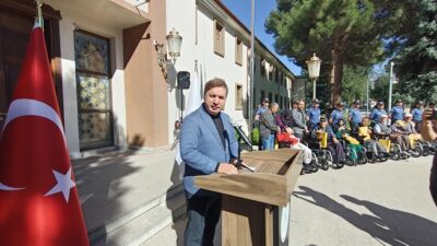 3 Aralık Dünya Engelliler Günü münasebetiyle bir mesaj yayınlayan Erzincan
