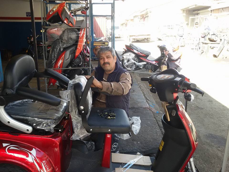 Erzincan’da uzun yıllardır motosiklet tamir ve bakımı yapan deneyimli bir