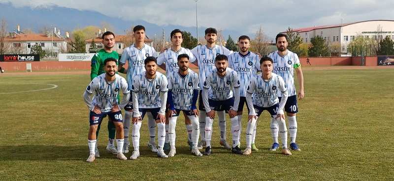 Bölgesel Amatör Lig (BAL)’de 3. Grup’ta mücadele eden Erzincangücüspor 11.