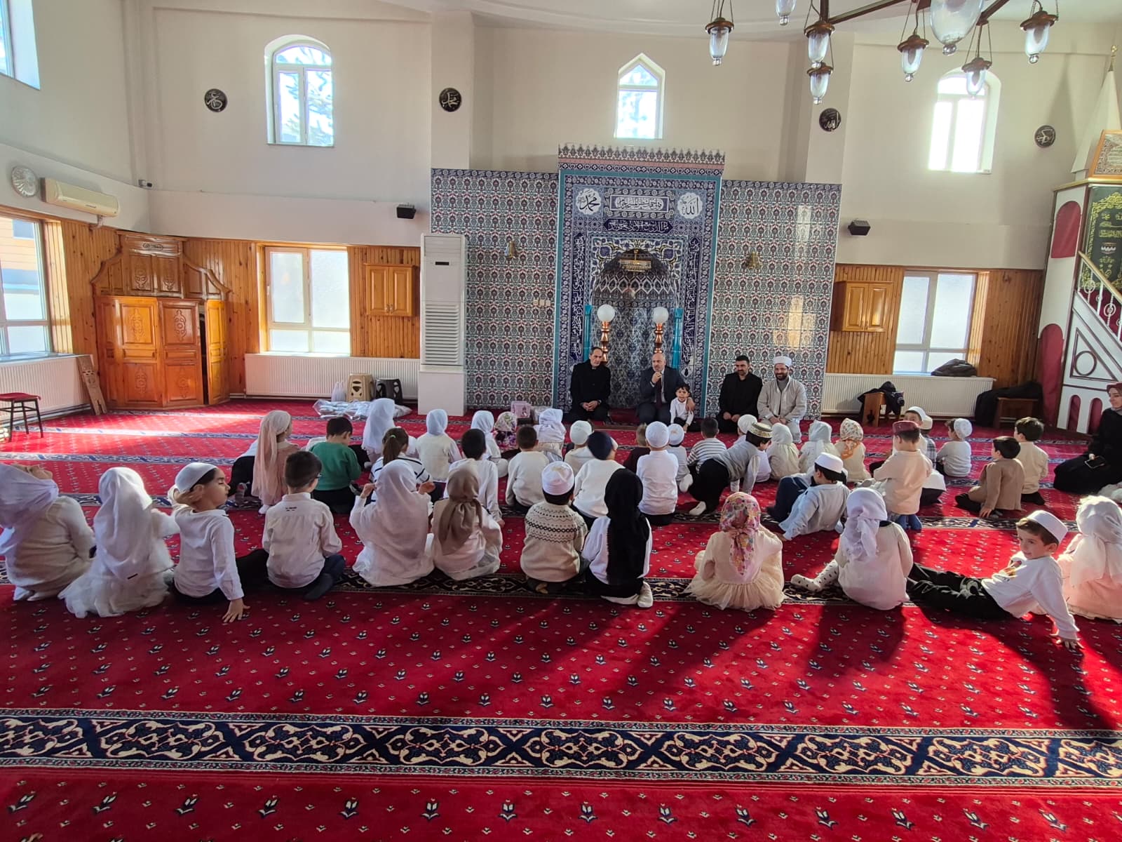 Erzincan Bayındır Camii’ sabah "Cami - Çocuk Buluşması" kapsamında İbrahim