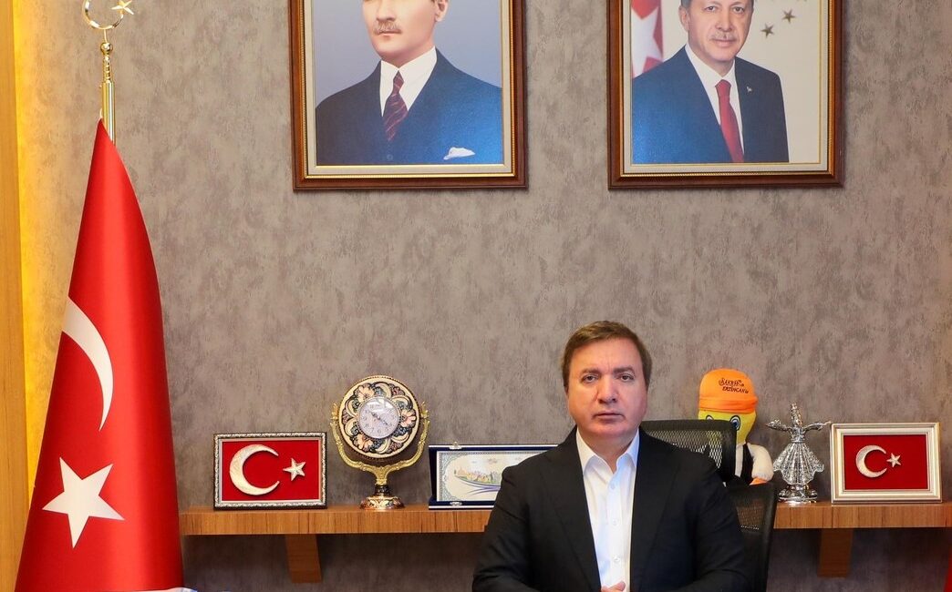 Erzincan Valisi Hamza Aydoğdu, Ramazan ayı dolayısıyla yayımladığı mesajda, rahmet,