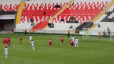 TFF 2. Lig Beyaz Gurup 19. Hafta mücadelesine 24Erzincanspor kendi