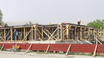 Güven endeksi hizmet sektöründe yüzde 1,3 arttı, perakende ticaret sektöründe