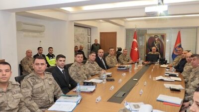 Erzincan İl Jandarma Komutanlığı, kent genelinde vatandaşların huzur ve güvenliğini