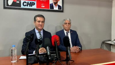 CHP Erzincan Milletvekili Mustafa Sarıgül, CHP Erzincan İl Başkanlığında bir