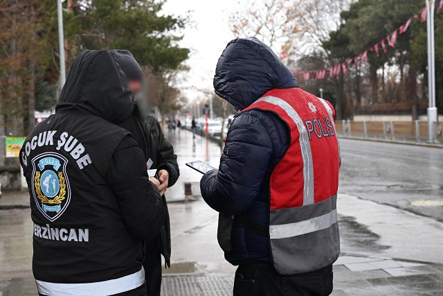 Erzincan Emniyet Müdürlüğü’ne bağlı Çocuk Şube Müdürlüğü ve diğer ekipler
