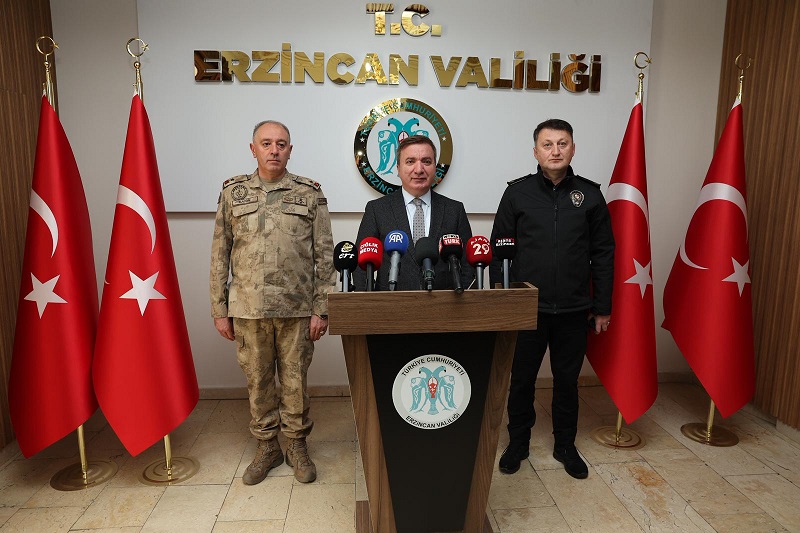 Erzincan Valisi Hamza Aydoğdu, İl Emniyet Müdürü Zafer Baybaba ve