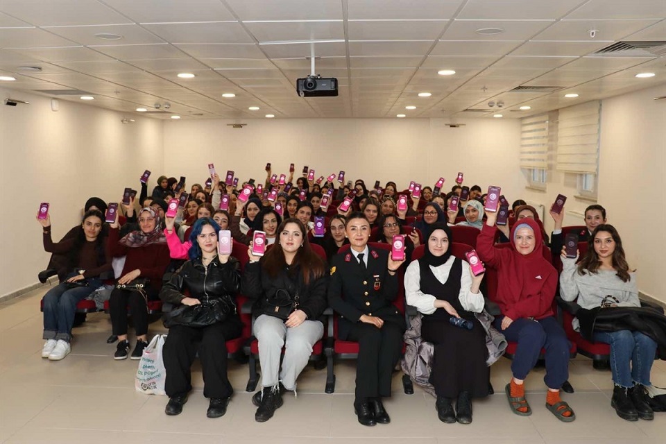 Erzincan İl Jandarma Komutanlığı Aile İçi Şiddetle Mücadele ve Çocuk