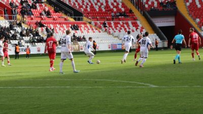 TFF 2. Lig Beyaz Gurup 23. Hafta mücadelesinde sahasında konuk
