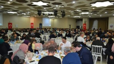 Üsküdar Belediye Başkanı Sinem Dedetaş öncülüğünde Erzincanlılar aynı sofrada buluşmanın