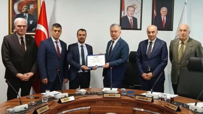 Erzincan Binali Yıldırım Üniversitesi Rektörü Prof. Dr. Akın Levent, Meslek