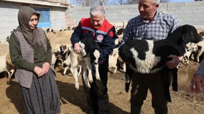 Eğitime önem veren anne babanın çocuklarından 2’si hâkim, 1’i avukat,